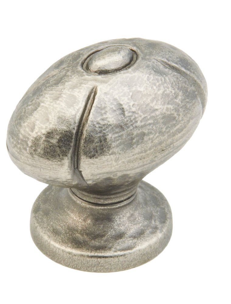 1 1/4" x 3/4" Oval Knob in Vibra Nickel